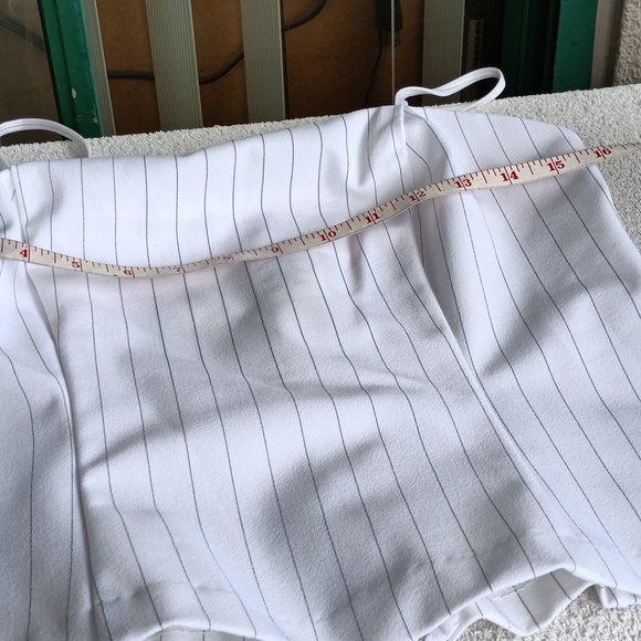 Breakin'loose Three piece suit white with gray stripes size 5/6 - Picture 10 of 15